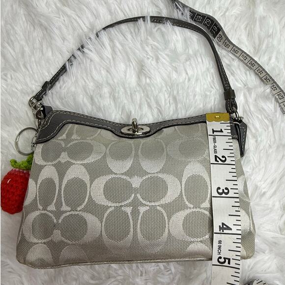 y2k COACH Gray Signature Canvas Mini Purse / Wristlet - Picture 13 of 13